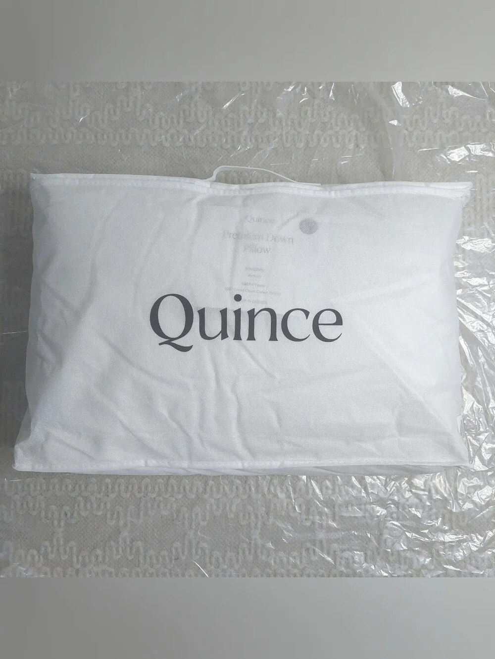NWOT- Quince Standard White Duck Down Premium Pillow (Soft/ Medium)(P61)